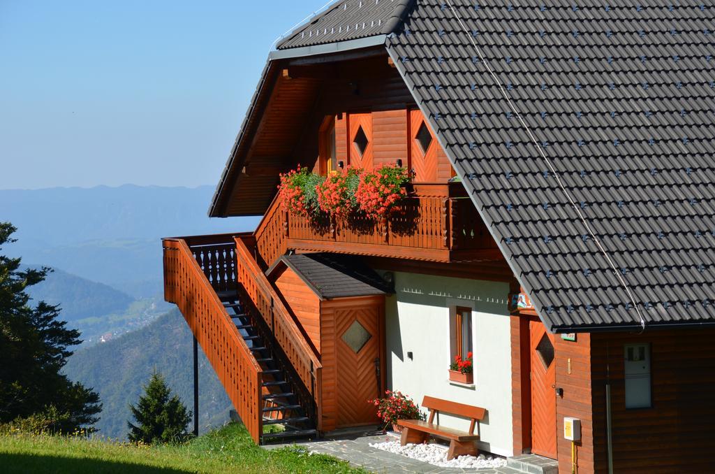 Apartmaji Srnca Apartment Cerkno