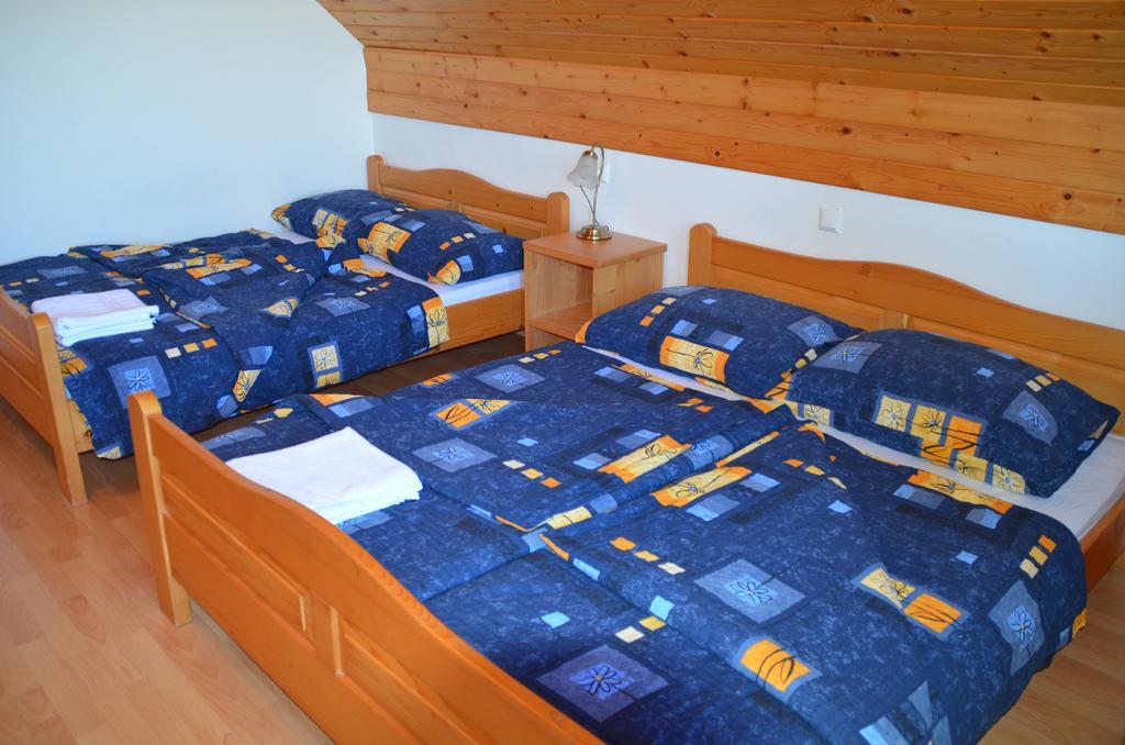 Apartmaji Srnca Apartment *